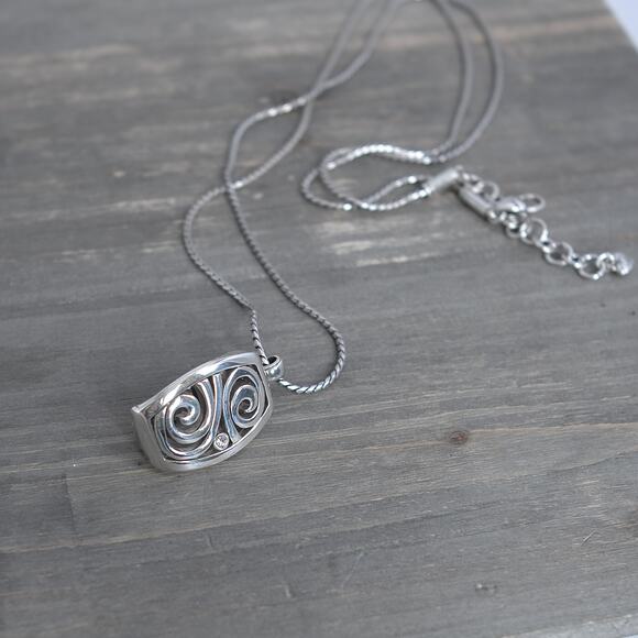 Brighton London Groove Lanyard Badge ID Holder Clip Necklace Clear Crystal 34" - Picture 2 of 9